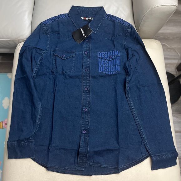 NWT - Desigual Men’s Two Stylish Pockets Long Sleeve Denim Shirt - Size XL - Picture 2 of 10